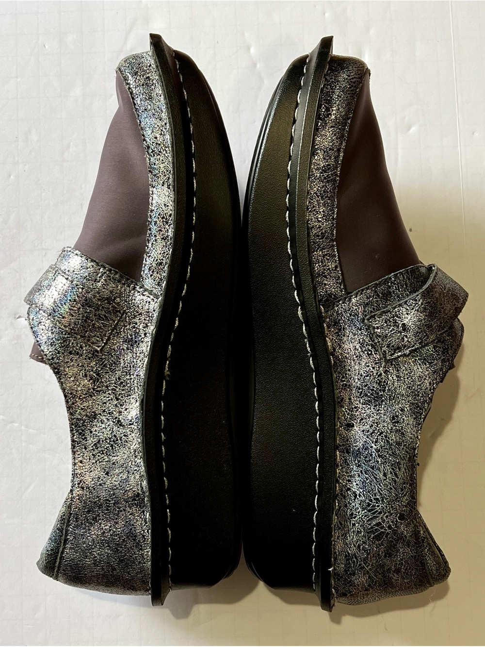 Alegria Den-735 metallic gray and plum slip on shoes US Women’s 8.5 EU 39 - Picture 5 of 12